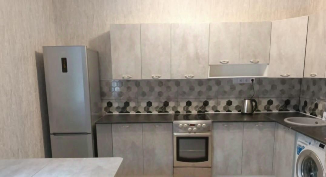 квартира г Батайск ул Луначарского 177бк/2 фото 1