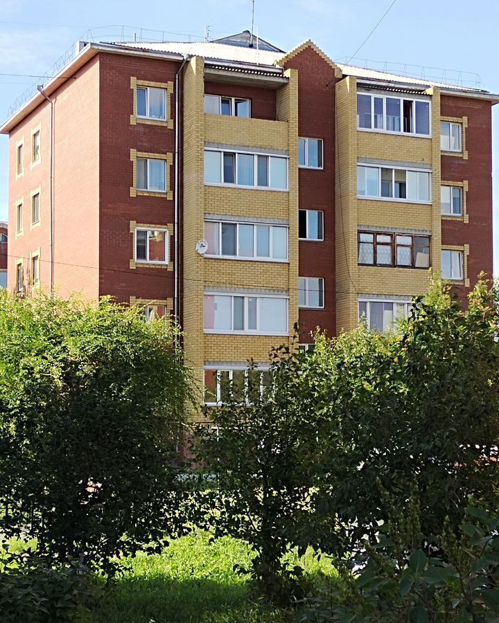 квартира г Ялуторовск ул Революции 190б фото 1