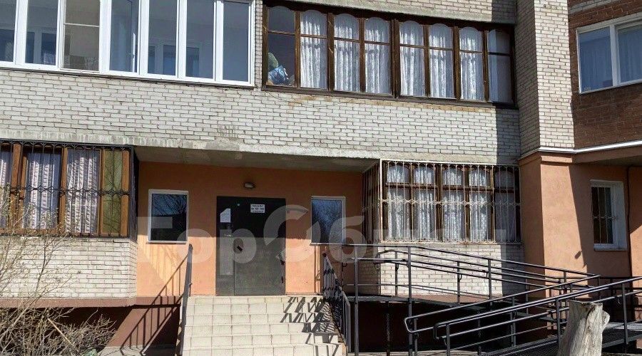 квартира г Омск р-н Центральный ул Багратиона 94 пос. Амурский фото 23