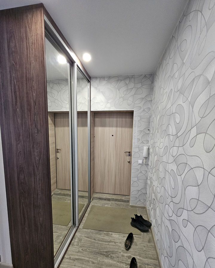 квартира г Омск р-н Центральный ул Октябрьская 159 фото 10