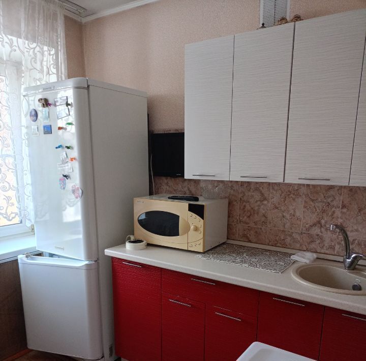 квартира г Новокузнецк р-н Заводской ул Климасенко 18/2 фото 1