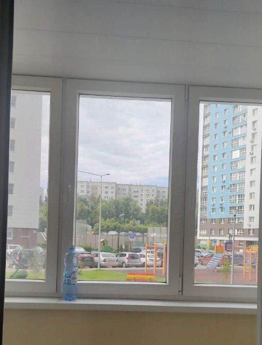квартира г Омск р-н Кировский ул Взлетная 9/1 фото 4