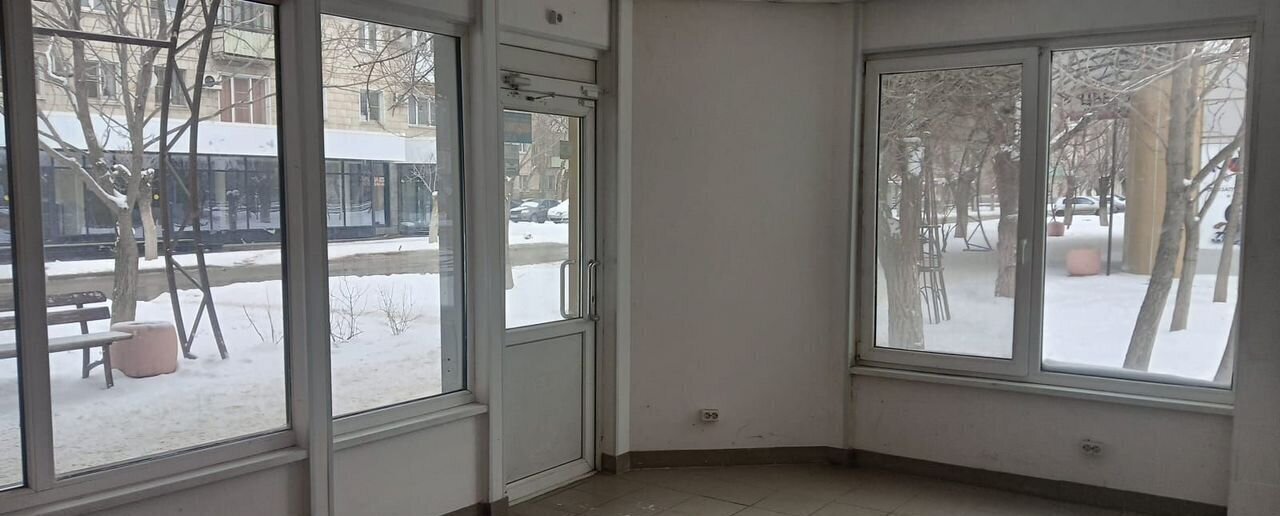 торговое помещение г Волгоград р-н Красноармейский пр-кт им. Героев Сталинграда 3а фото 6