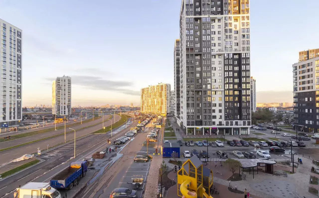 р-н Калининский ул Фармана Салманова 18 фото