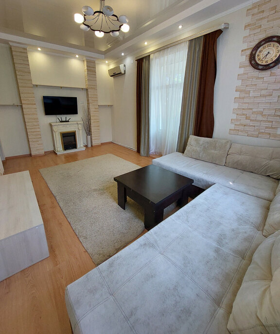квартира г Новошахтинск пр-кт Ленина 28 фото 1