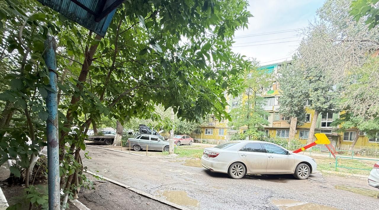 квартира г Астрахань р-н Ленинский ул Ботвина 18 фото 3