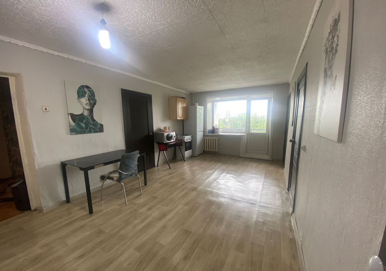 квартира г Белогорск ул Калининская 57к/2 фото 1