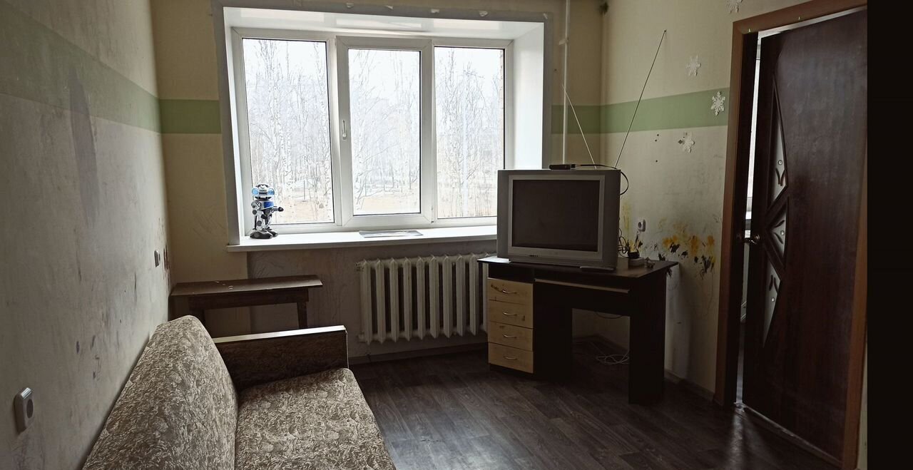 квартира г Инта ул Дзержинского 19 фото 11