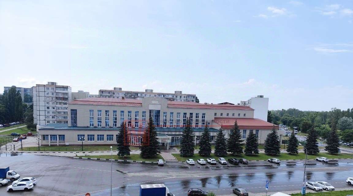 квартира г Старый Оскол микрорайон Молодогвардеец 17 фото 9