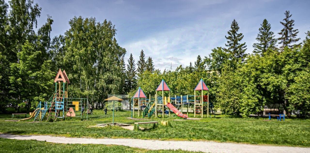 квартира г Бердск ул Лунная 4 фото 9