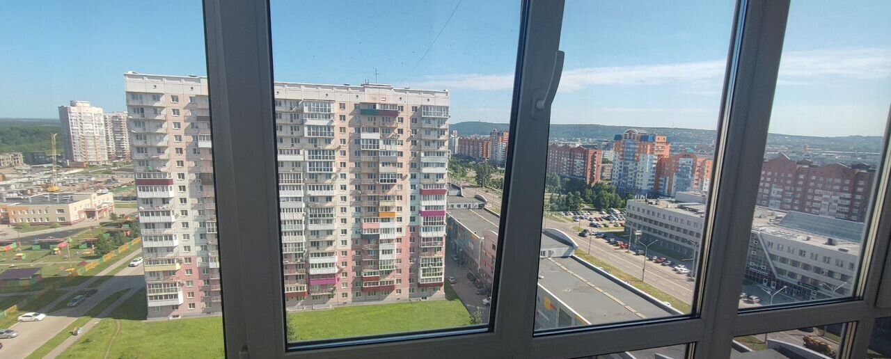 квартира г Новокузнецк р-н Центральный Кемеровская обл. — Кузбасс, пр-т Н. С. Ермакова, 36 фото 25