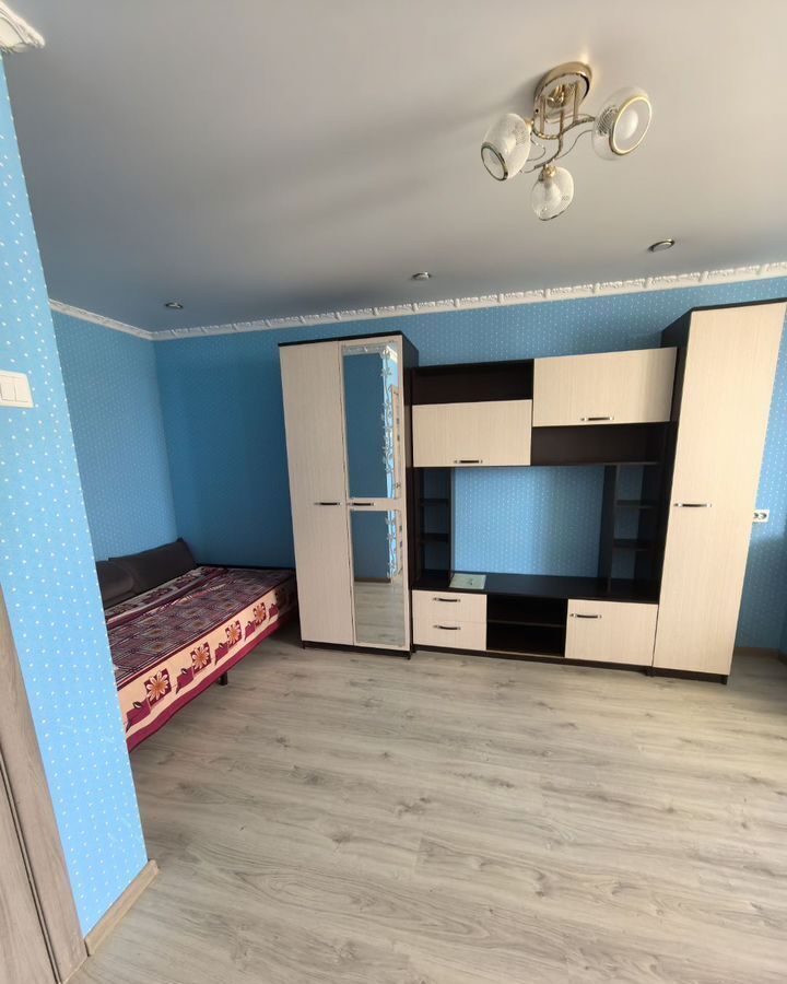 квартира г Тобольск 4-й мкр-н, 14 фото 2