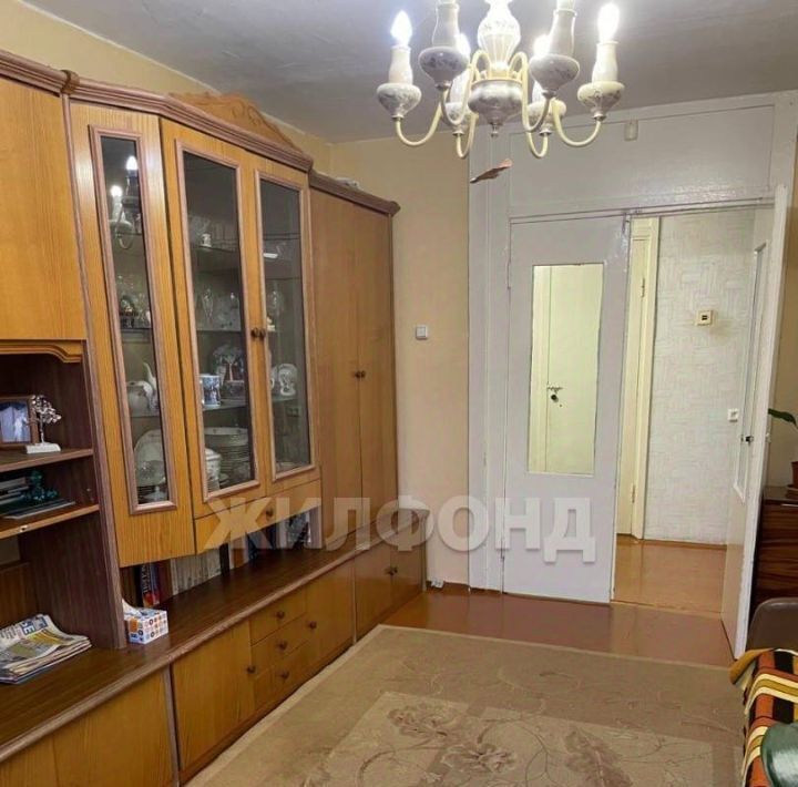квартира г Новосибирск р-н Дзержинский Золотая Нива ул Доватора 33/1 фото 3