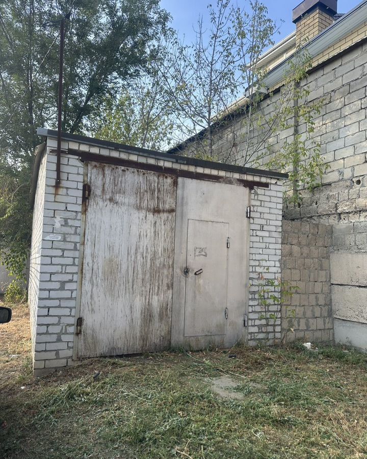 гараж г Волгоград р-н Дзержинский ул Хиросимы 30 фото 1