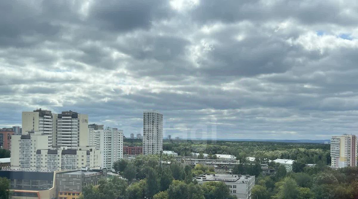квартира г Пермь р-н Дзержинский ул Кронштадтская 45 фото 17