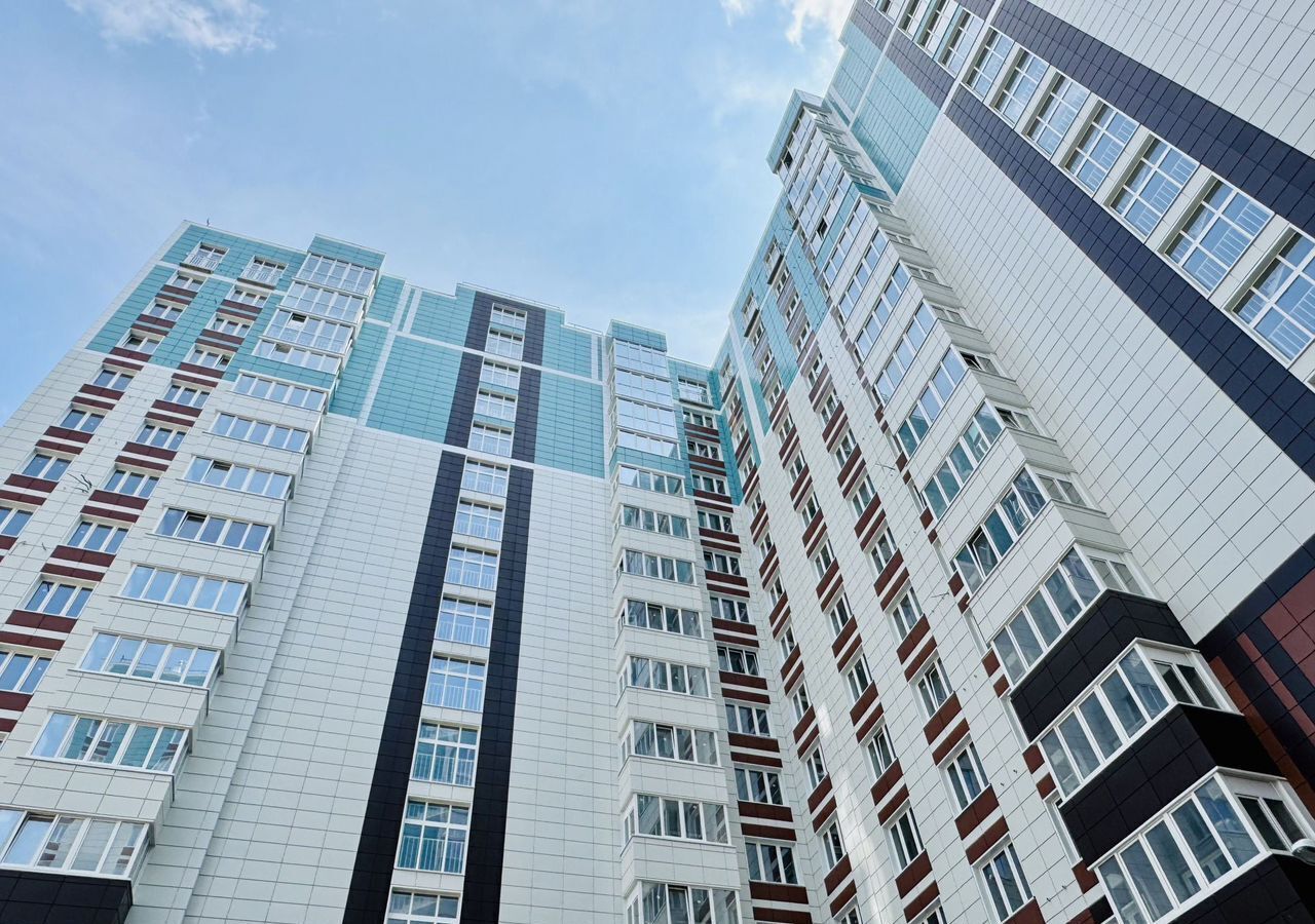 квартира г Смоленск р-н Промышленный ул Александра Степанова 12 фото 3