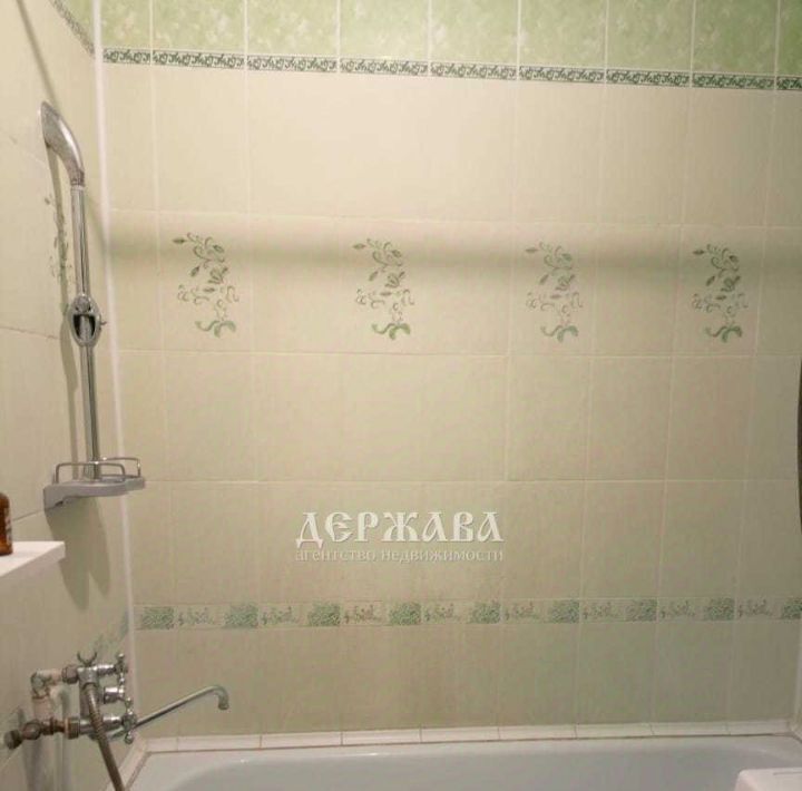 квартира г Старый Оскол пер Мира 16 фото 8