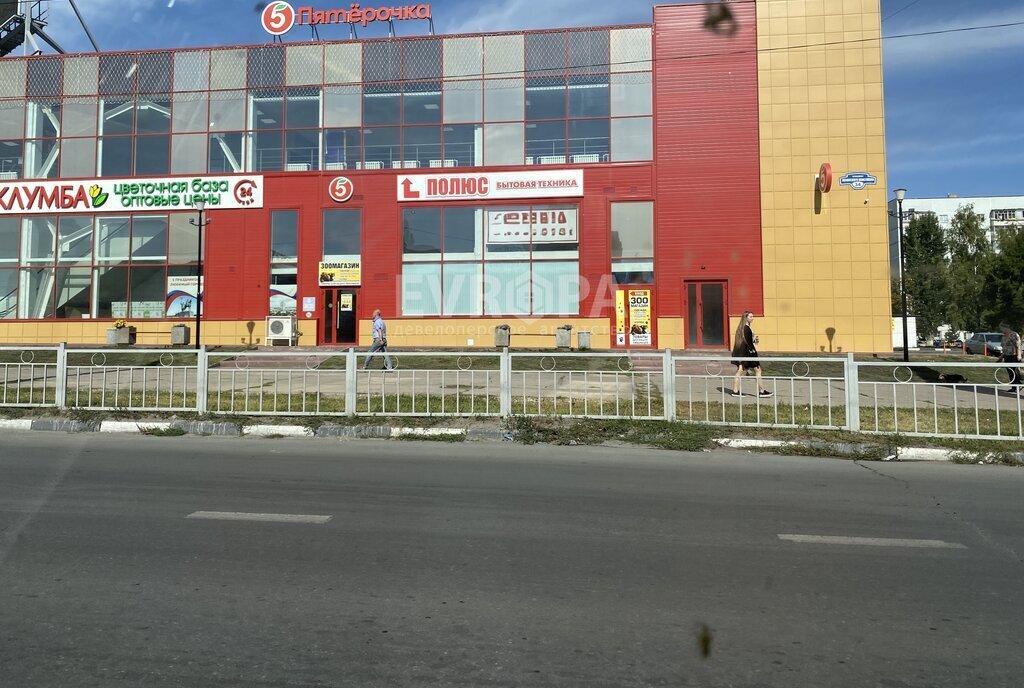 торговое помещение г Ульяновск р-н Заволжский пр-кт Ленинского Комсомола 34 фото 1