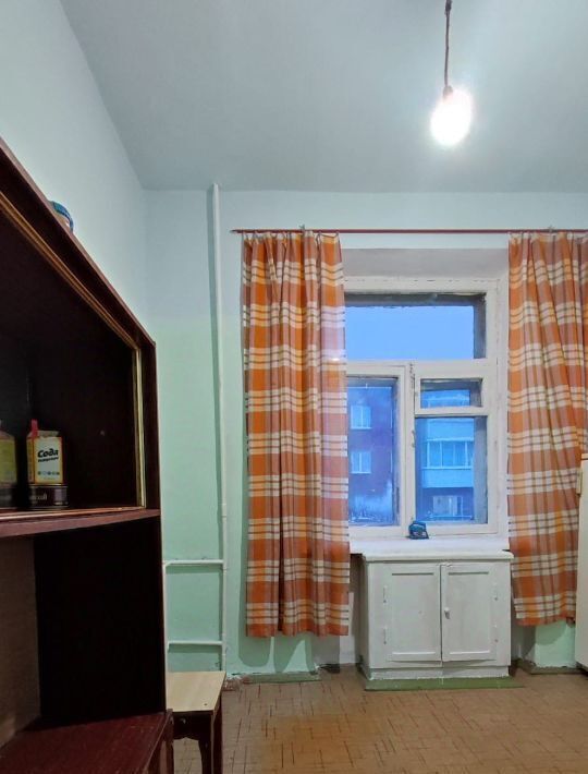 квартира г Кемерово р-н Заводский ул Веры Волошиной 11 фото 7