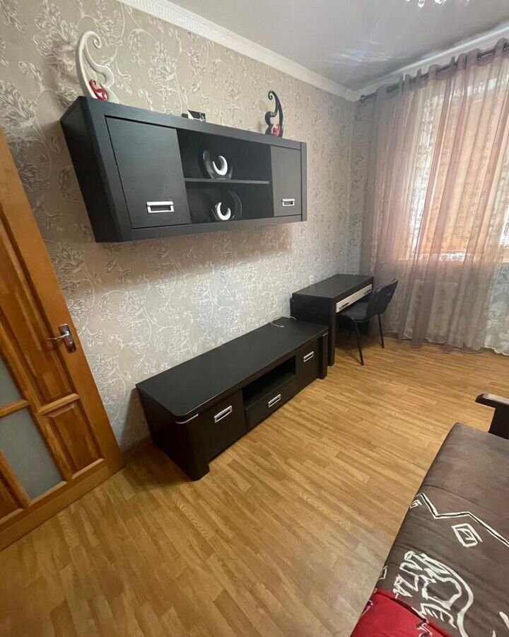 квартира г Черкесск ул Октябрьская 330 фото 12