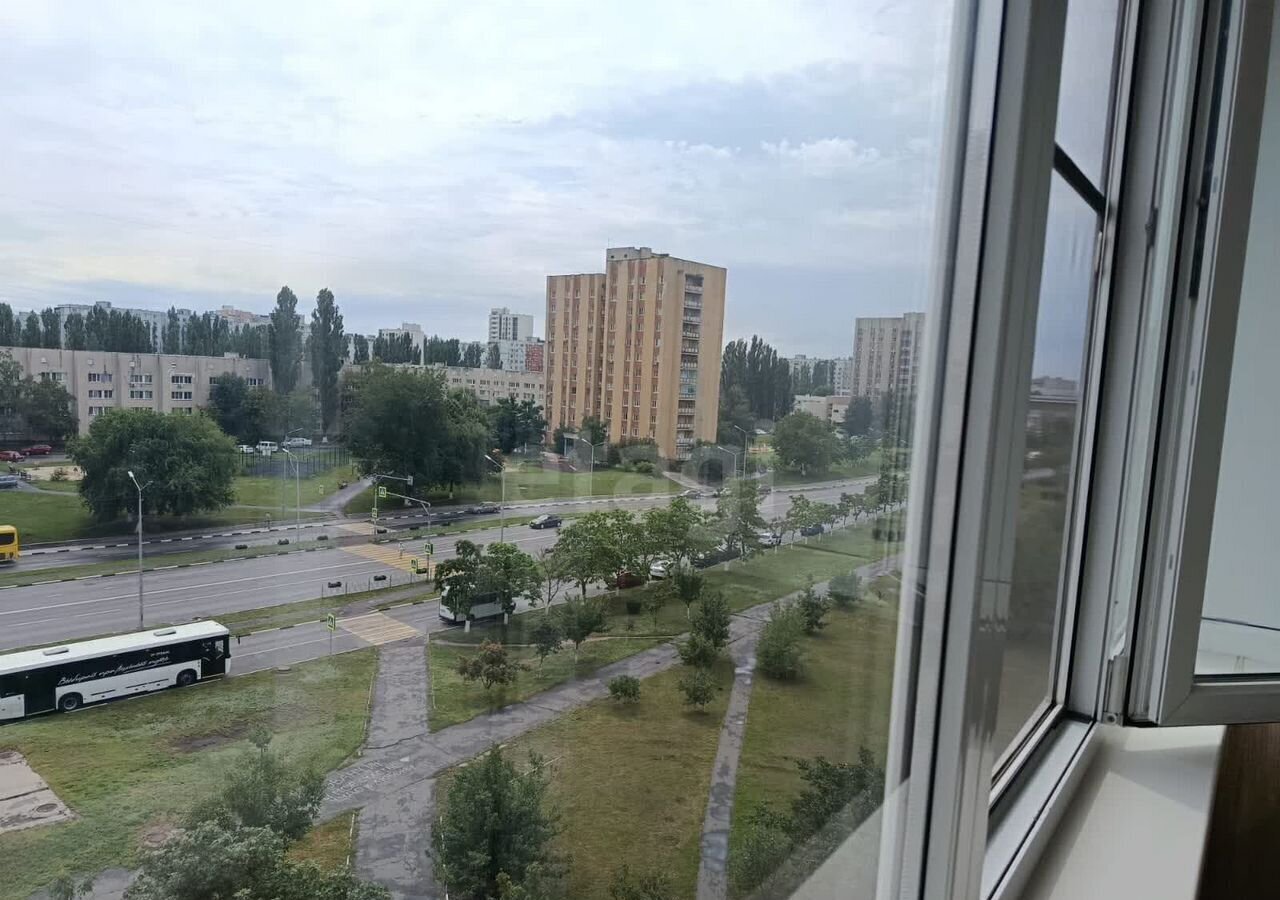 квартира г Старый Оскол мкр-н Будённого, 7 фото 12