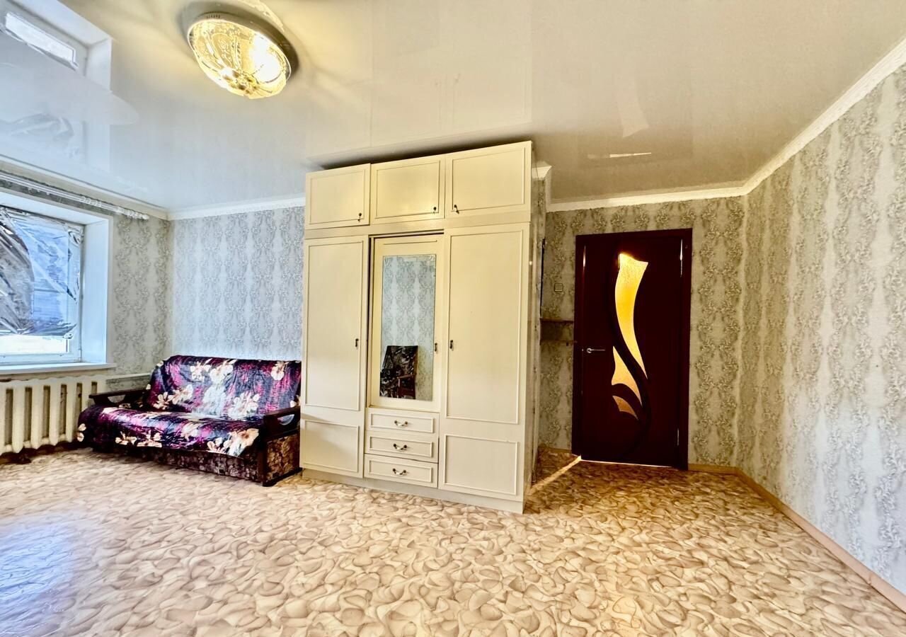 квартира г Каменск-Шахтинский ул Островского 55ак/1 фото 3