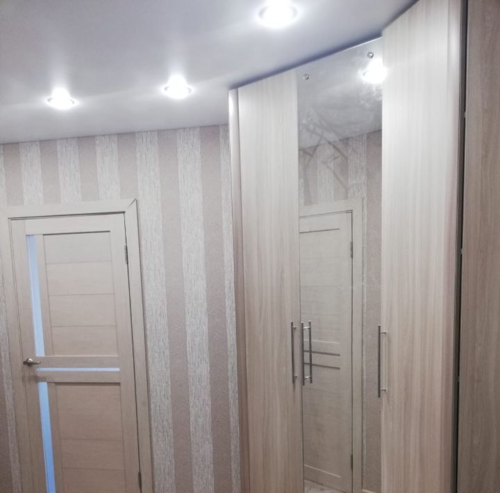 квартира г Омск р-н Советский ул Красный Путь 143к/3 фото 10
