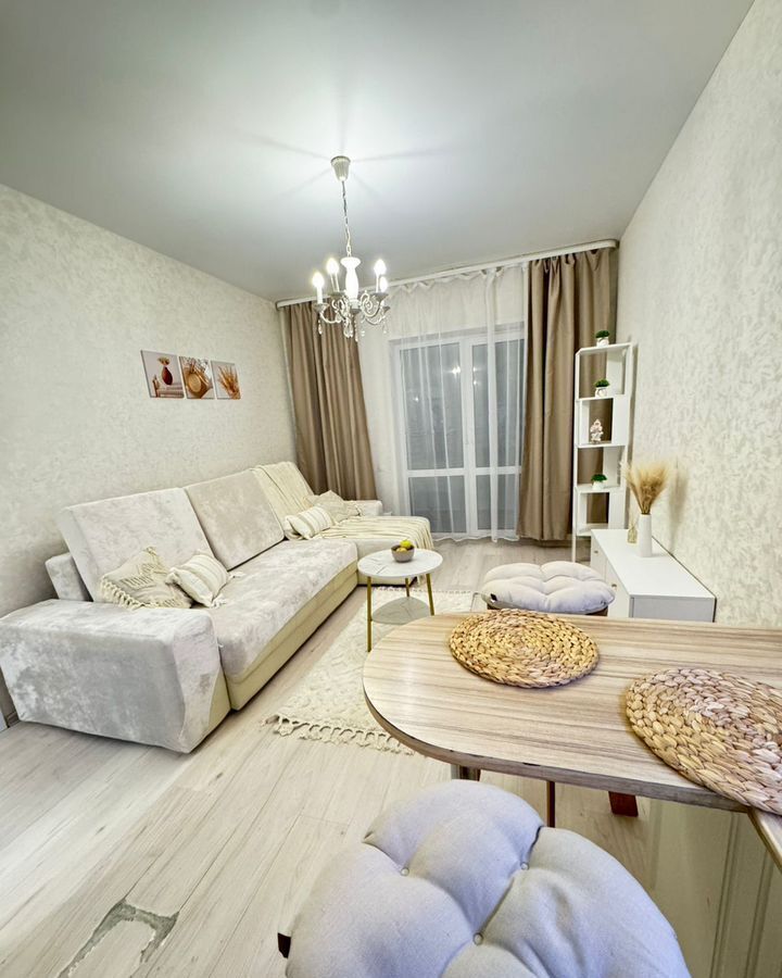 квартира г Великий Новгород Колмово наб Колмовская 83 фото 1
