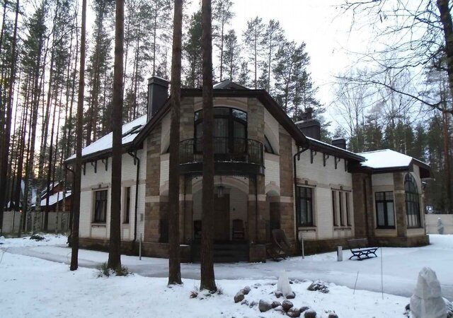 п Комарово ул Цветочная 31а р-н Курортный Выборгское шоссе, 18 км фото