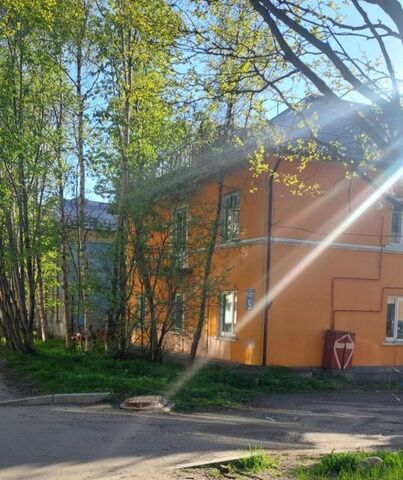 г Мурманск р-н Ленинский ул Вице-адмирала Николаева 5 фото