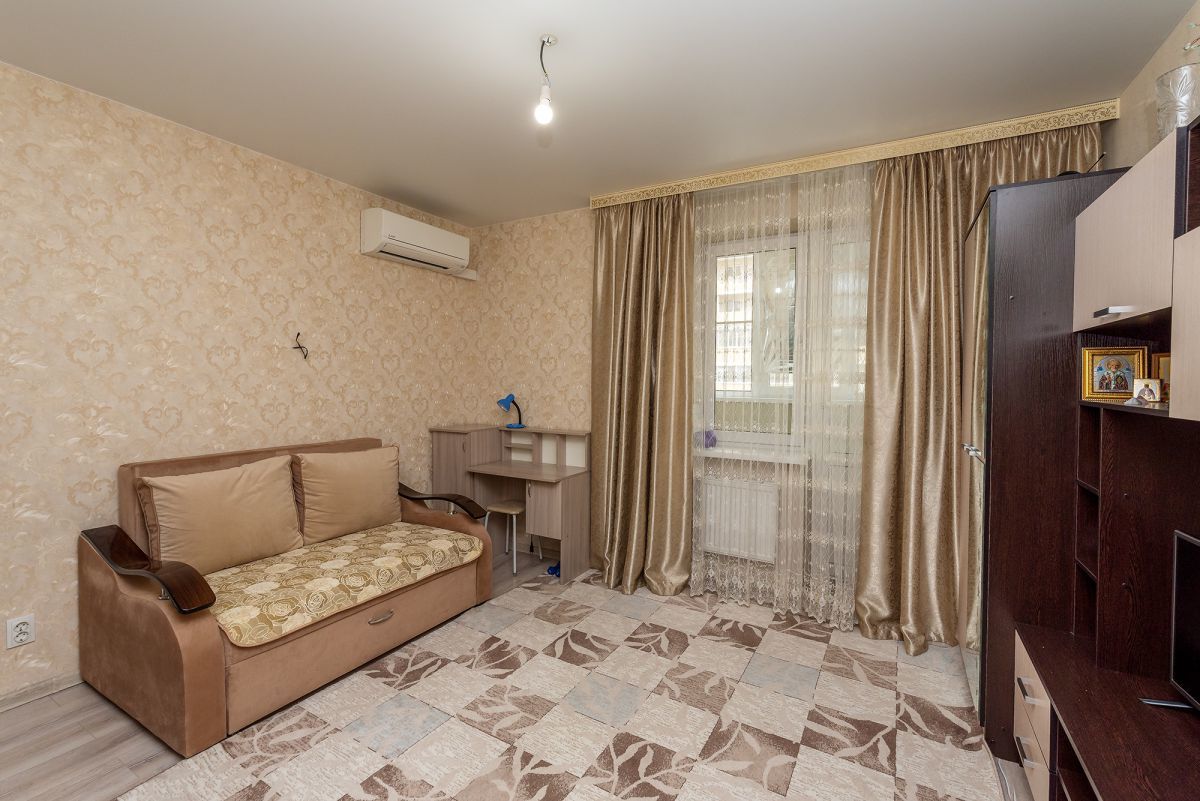квартира г Краснодар мкр им Петра Метальникова ул им. Сергея Есенина 110к/2 фото 2
