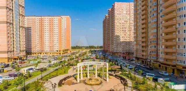 квартира г Краснодар ул им. Героя Георгия Бочарникова 8 фото 2