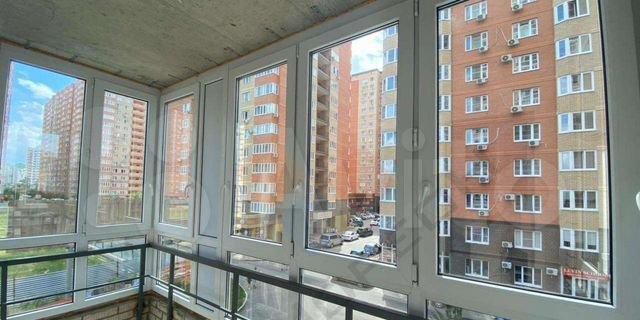 квартира г Краснодар ул им. Героя Яцкова И.В. 1/11 фото 3