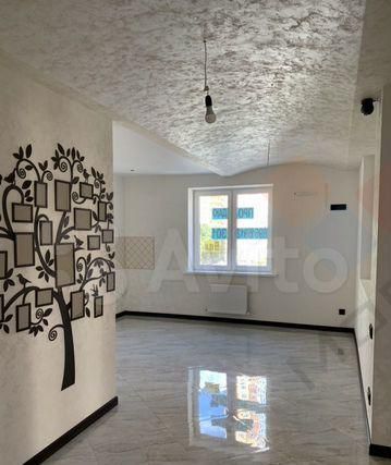 квартира г Краснодар ул им. Героя Яцкова И.В. 9к/2 фото 2