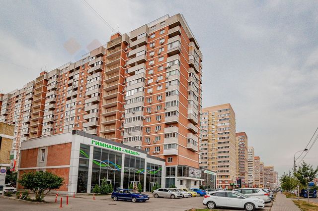 мкр им Петра Метальникова ул им. Петра Метальникова 7 фото