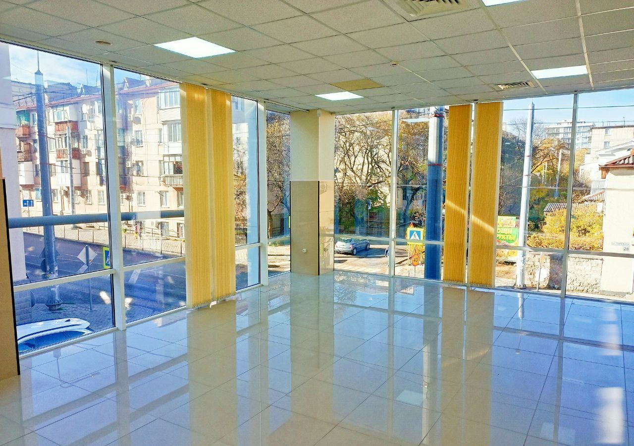офис г Севастополь пр-кт Гагарина 15 Крым фото 4