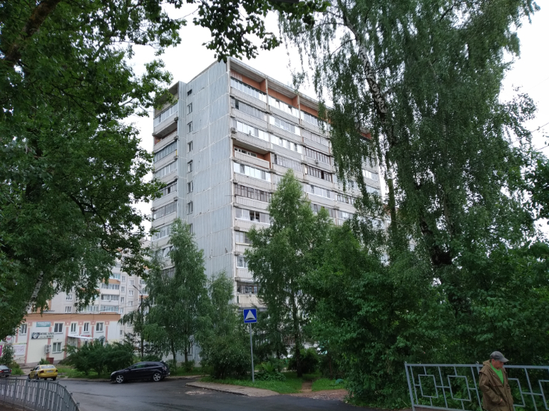 квартира г Смоленск р-н Заднепровский ул Автозаводская ост. №56 фото 1