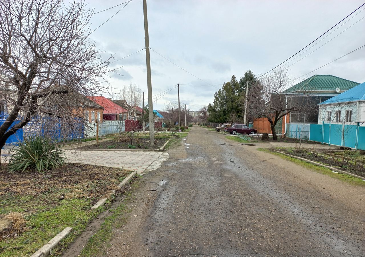 дом р-н Гулькевичский г Гулькевичи ул Луговая Гулькевичское городское поселение фото 2