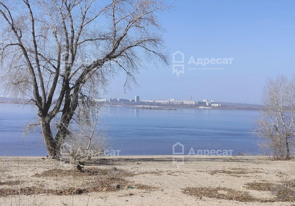 дом г Волжский снт Строитель ул Набережная фото 4