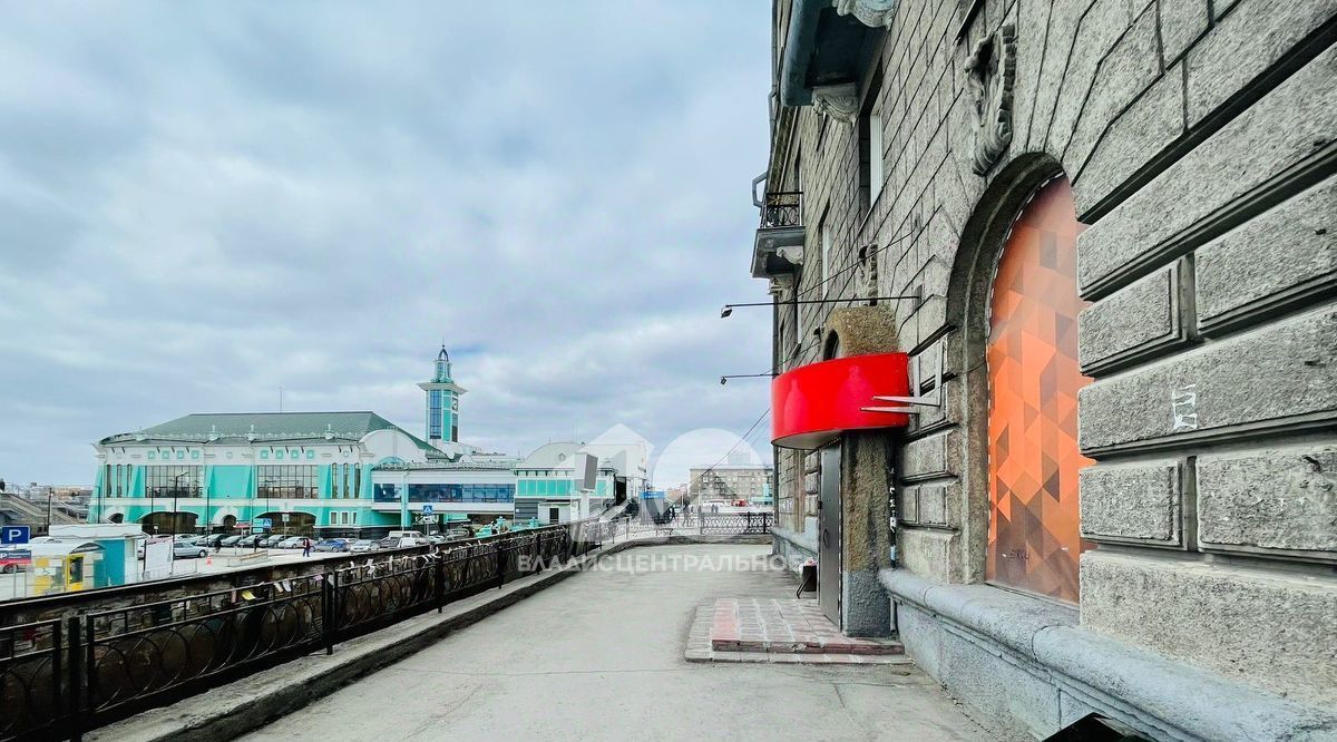 торговое помещение г Новосибирск метро Площадь Гарина-Михайловского ул Магистральная 2 фото 5