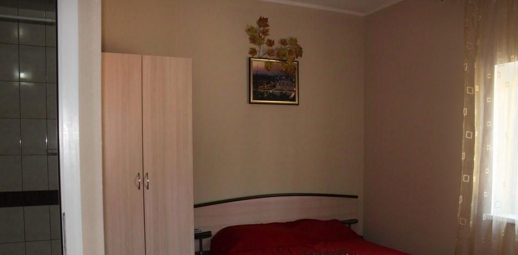 комната г Алушта с Солнечногорское ул Табачная 21 фото 1