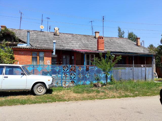 дом 10 Черноморское городское поселение фото