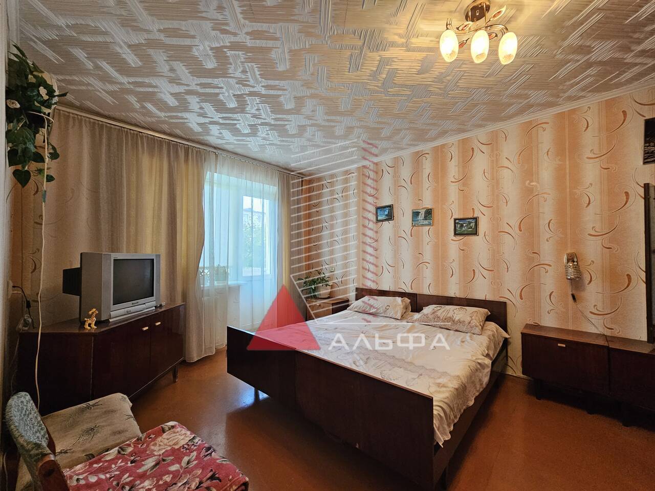 квартира г Евпатория пгт Мирный ул Школьная 5 городской округ Евпатория фото 1