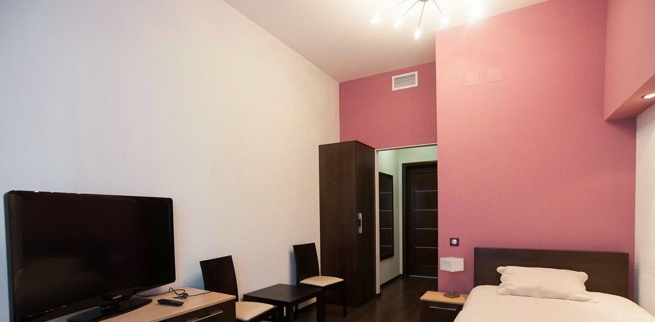 комната г Астрахань р-н Советский ул Кирова 87аз фото 19