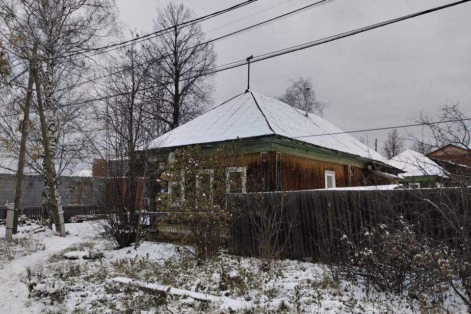 дом г Лысьва ул Больничная 8 Лысьвенский городской округ фото 1