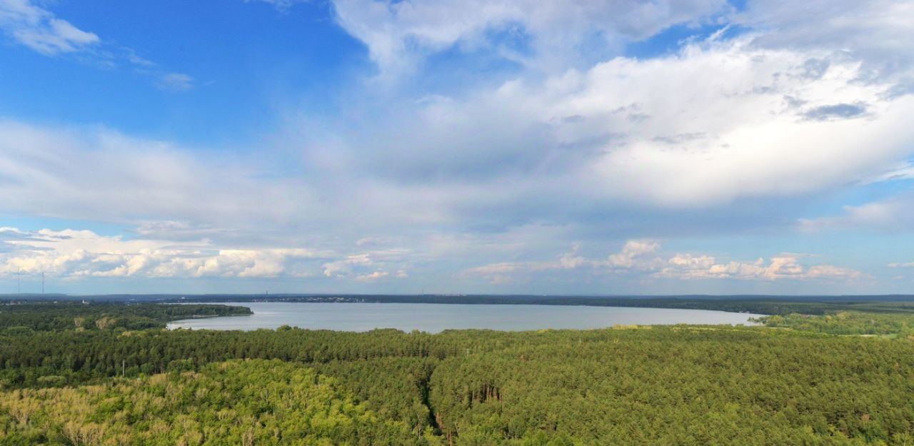 квартира г Екатеринбург р-н Кировский ул Владимира Высоцкого фото 2