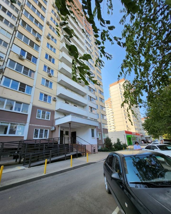 квартира г Краснодар р-н Прикубанский ул им. Героя Аверкиева А.А. 30 фото 18