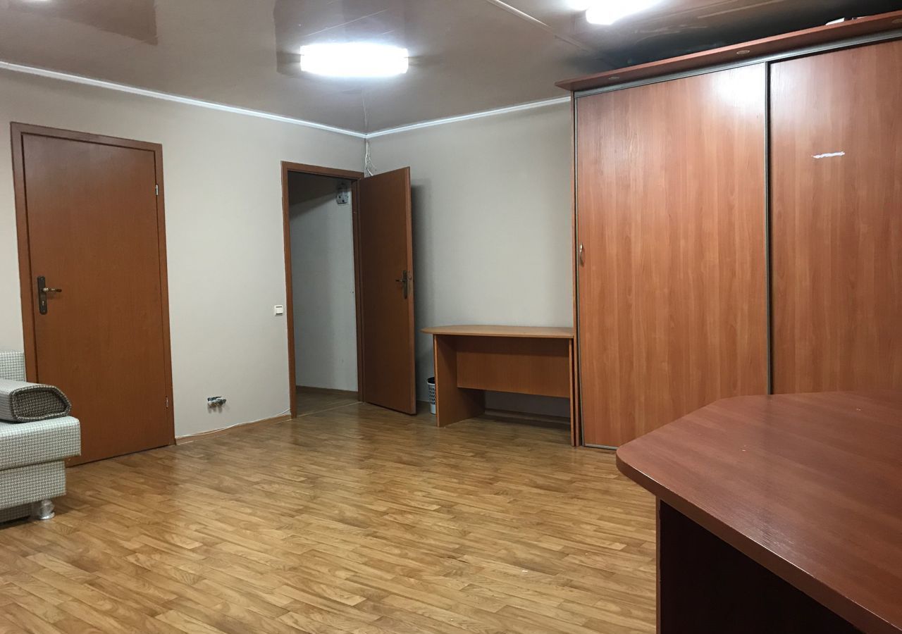 квартира г Калининград р-н Московский ул Багратиона 90 фото 4