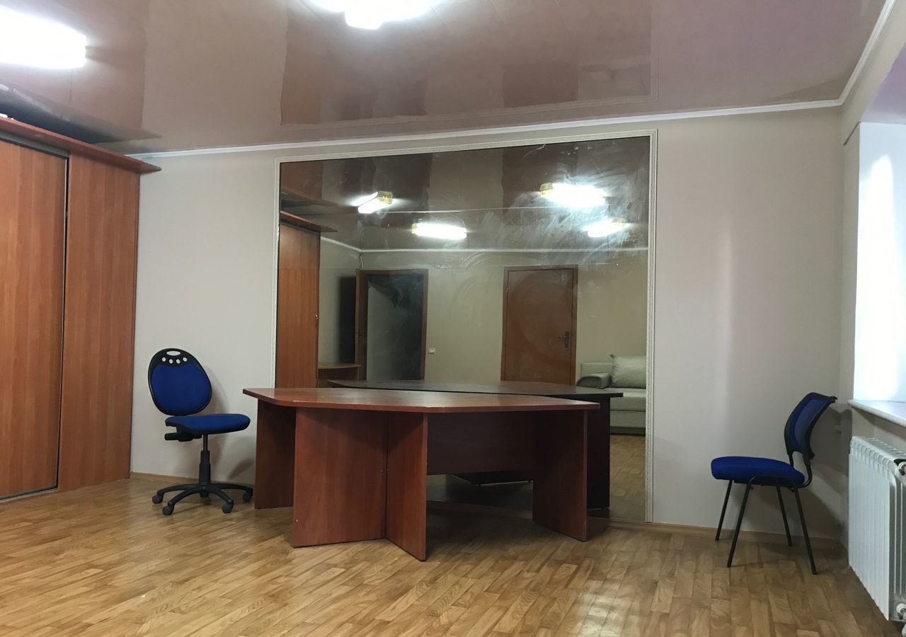 квартира г Калининград р-н Московский ул Багратиона 90 фото 3