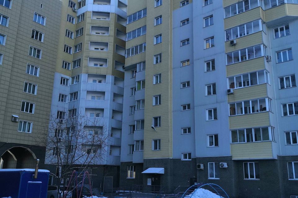 квартира г Барнаул ул Путиловская 20г муниципальное образование Барнаул фото 2